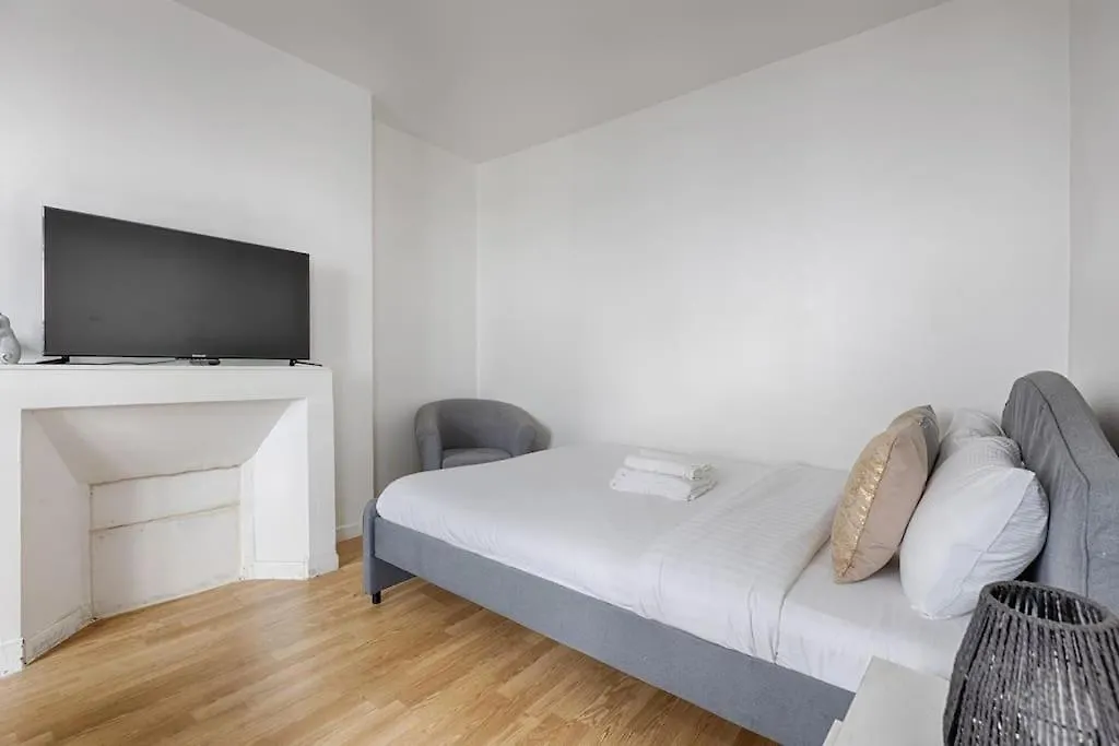 Rodier Condorcet Charming Apartment 1Br Paris